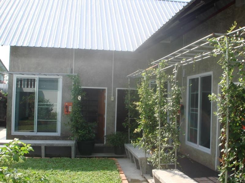 Zan Pla Nade Guesthouse Чианграй Экстерьер фото